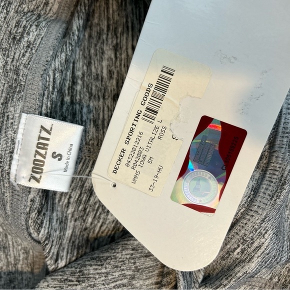 NWT Zoozatz NWT Williams Iowa Vitalize Hawkeye Leggings Size Small - Picture 3 of 11